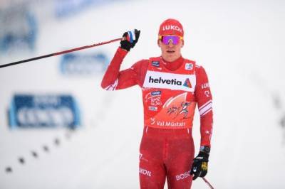 В масс-старте на «Тур де Ски» победил российский лыжник Большунов