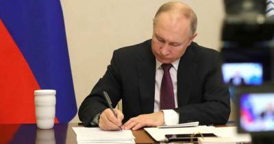 Путин сменил главу российской делегации на переговорах по Каспию