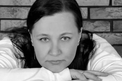 В Украине от коронавируса умерла оперная певица-волонтер Тарасова
