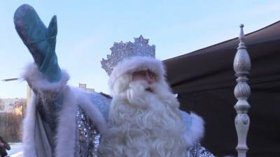 Россияне узнали размер пенсии Деда Мороза
