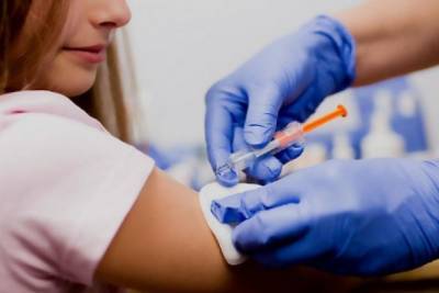 Роспотребнадзор РФ сообщил о 100% эффективности вакцины «ЭпиВакКорона»