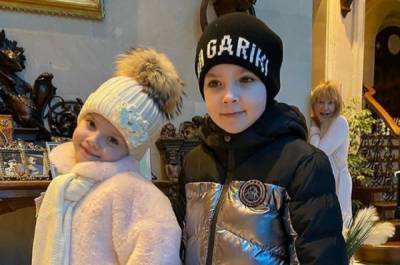 Дети Пугачевой и Галкина изменились до неузнаваемости, в сети не скрывают восторга: "Чудо чудное"