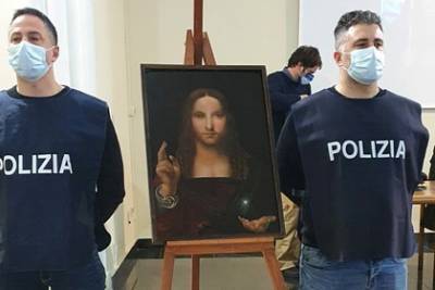 Полиция вернула в музей украденную копию самой дорогой в мире картины