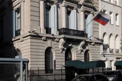 Посольство России потребовало от США восстановить связь в генконсульстве