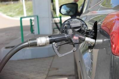 Аналитики рассказали, как менялась стоимость бензина за год в Башкирии