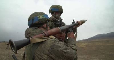 Служба в Карабахе: появилось видео с занятий российских миротворцев по огневой подготовке