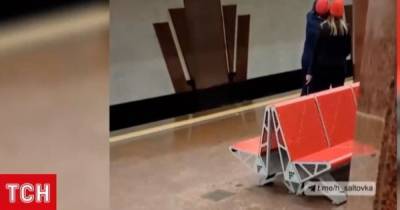 Водопад в подземке: на одной из станций метро Харькова прорвало трубу водопровода
