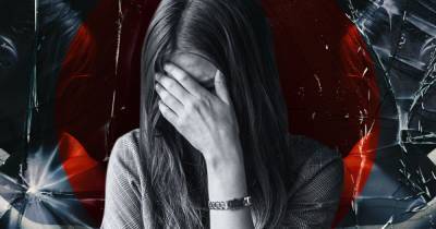 Интимные фото 13-летней девочки попали в школьный чат: в Херсонской области расследуют факт буллинга