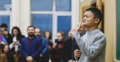 Основатель Alibaba Джек Ма выступил по видеосвязи перед учителями. Это его первое публичное появление за три месяца