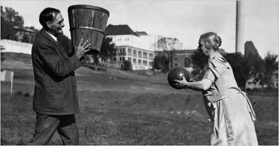 Баскетбол: как броски в корзину для фруктов превратили игру в Олимпийский вид спорта