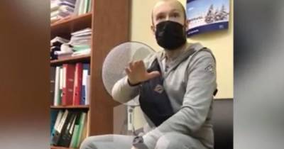 На отца, избившего врача в поликлинике в Петербурге, завели дело