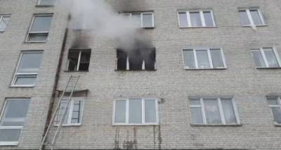 Во Львове случился ужасный пожар в 5-этажке: спасли 6 человек – фото