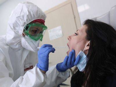 В России второй день подряд выявили менее 22 тысяч случаев заражения коронавирусом