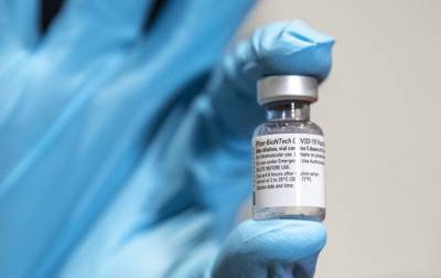 Италия готовит иск на Pfizer из-за задержки поставок COVID-вакцин
