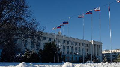 В Крыму сократят 10% чиновников