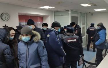 В омский штаб Навального нагрянула полиция