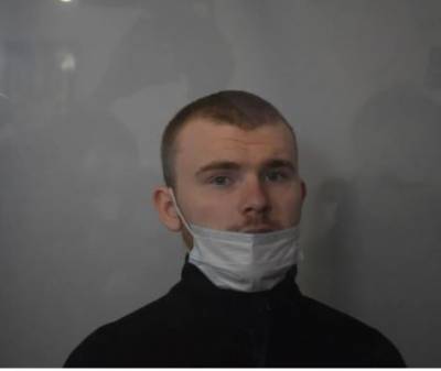 Убийство Даши Лукьяненко: обвиняемый порезал себе горло в суде