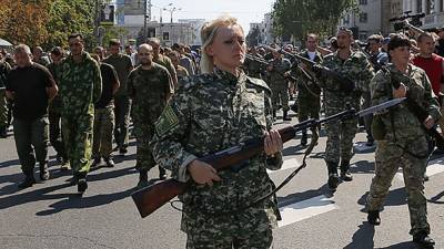 Ветеран ли АТО Котеленец – конвоир с "парада" в Донецке: выводы распознавания лиц