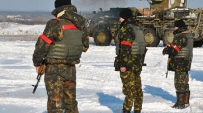 Грузовик с военными перевернулся на Украине