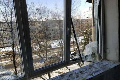 В киевской многоэтажке взорвался газ: ударная волна выбила окна в квартире (фото)
