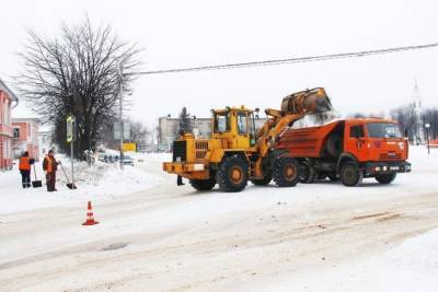 Костромские дорожники завершают очистку трасс от снега и готовятся к новым снегопадам