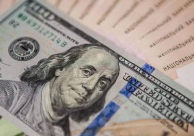 Курс валют на сегодня: доллар опять растет
