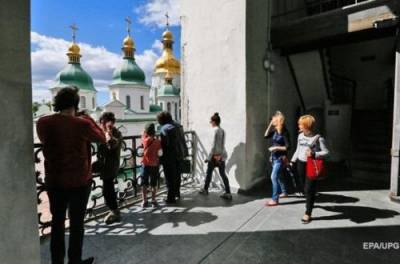 Ущерб от потери туризма в Украине составил в 60 млрд за год