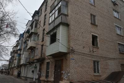 Администрация Астрахани выселяет жильцов многоэтажки на проспекте Бумажников