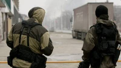 Несколько силовиков получили ранения при ликвидации боевиков в Чечне