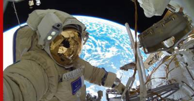 Российские космонавты из новой экспедиции выйдут в открытый космос до трех раз