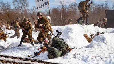 Великий Новгород отметил 77-ю годовщину освобождения от фашистов