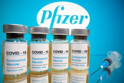 Pfizer: вакцина эффективна против британского штамма коронавируса