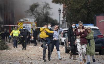 Мощный взрыв в Мадриде разнес жилой дом. Есть погибшие