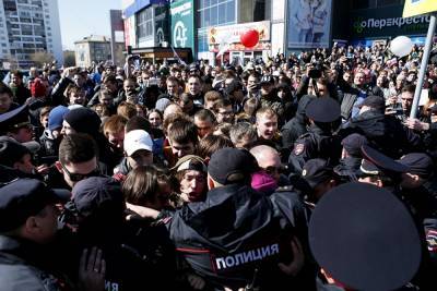 Роскомнадзор потребовал от «ВКонтакте» удалить призывы к участию детей в митингах