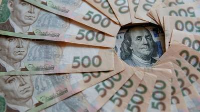 Курс доллара на межбанке 20 января взлетел вверх после сокращения продаж иностранцев