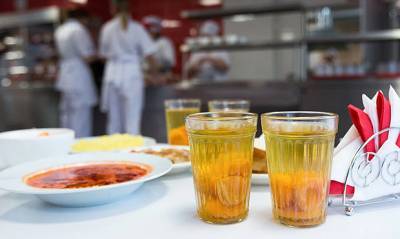 Питание в школы Красноармейска, где отравились десятки детей, поставляла связанная с «поваром Путина» фирма