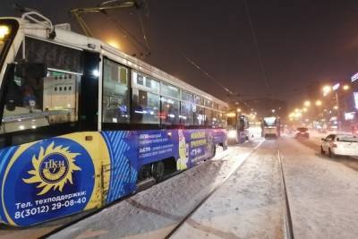 Замыкание в грозоразряднике остановило работу трамваев в Улан-Удэ на 40 минут