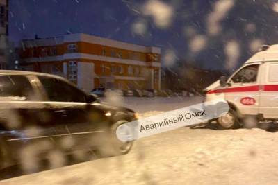 В Омске произошла еще одна авария с участием машины скорой помощи