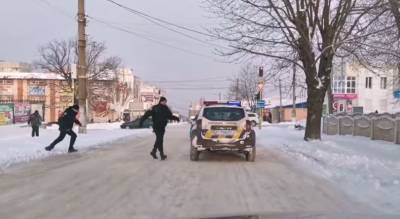 "Полиции же все можно": в Лисичанске поведение патрульных на дороге вызвало большой спор (видео)