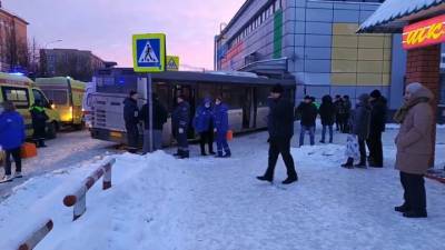 Рейсовый автобус врезался в кинотеатр в подмосковной Электростали