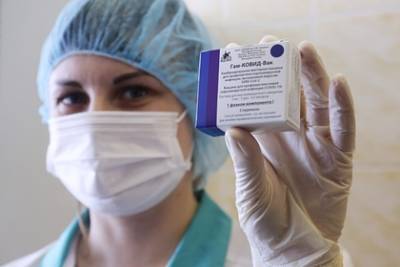 Названы отличия между тремя российскими вакцинами от коронавируса