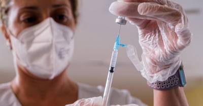 Второй дозой вакцины от Covid-19 привиты 2126 человек