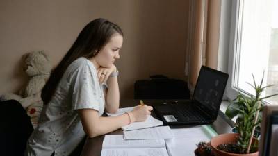 Студентам вузов в Москве продлили удалённый режим обучения до 6 февраля