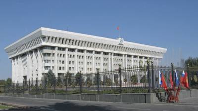 Жогорку Кенеша - Правительство Киргизии ушло в отставку - russian.rt.com - Киргизия