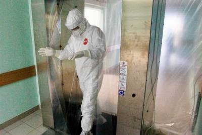 В России за сутки умерли 612 пациентов с коронавирусом