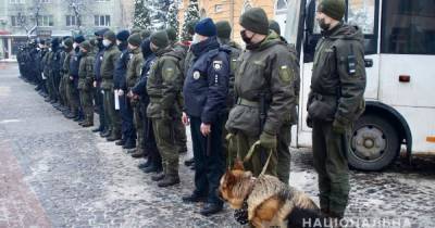 На Закарпатье усилили патрулирование полиции и нацгвардии на улицах: фото