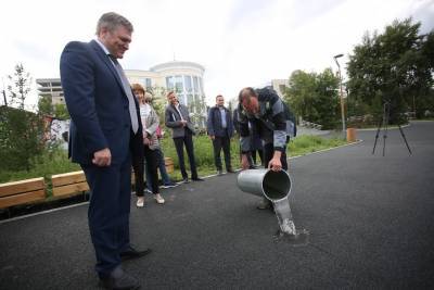 Вице-мэр Екатеринбурга ответил на критику благоустройства городских парков
