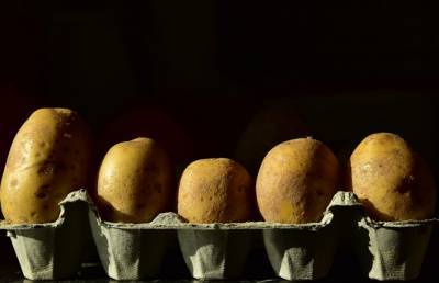 Регионам рекомендовано обсудить сдерживание цен на макароны, яйца и картофель