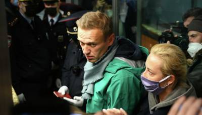 Почему возвращение Навального в Россию так важно для Украины