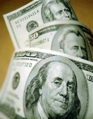 Политика Минфина США угрожает обрушить доллар
